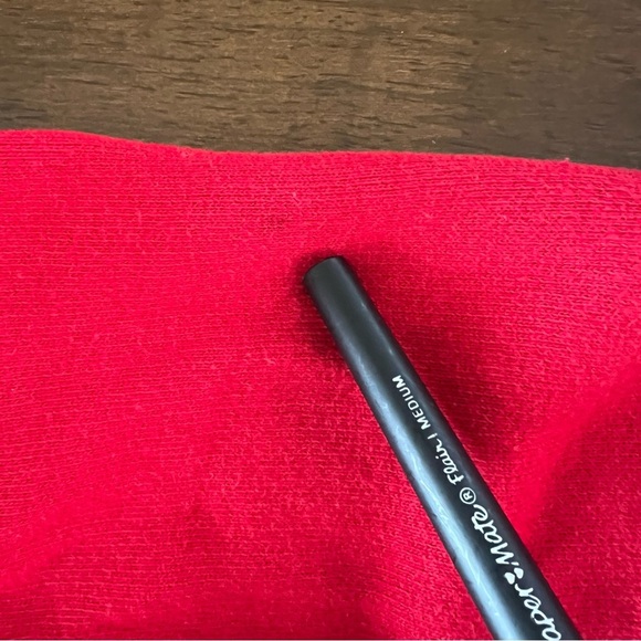 Vintage Gucci Red Crewneck Sweatshirt with Navy Embroidered GG Logo-Medium - Picture 8 of 8